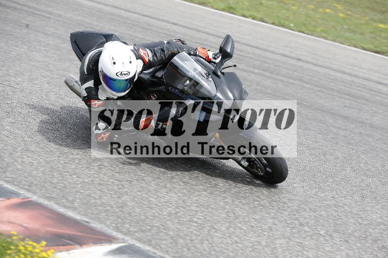 Archiv-2025/36 27.07.2025 PROMAX  ADR/Gruppe gelb/unklar